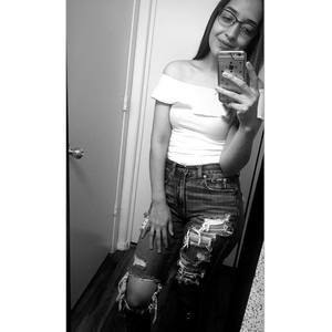 Meet your Posher, Karina